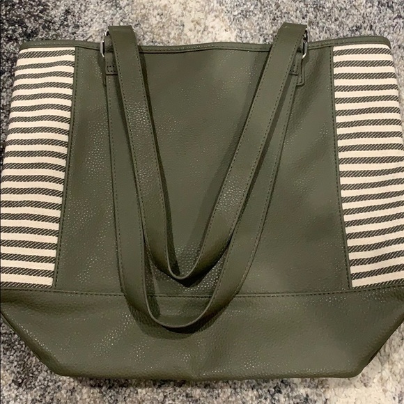 Thirty-One Colorblock Tote - Picture 1 of 5